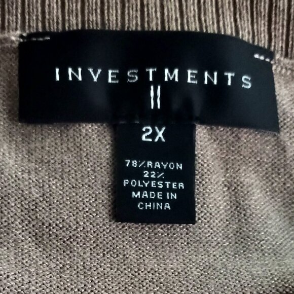 EUC: Investments Sze. 2X Tan Cowl Neck Sweater with Button Detail - Picture 3 of 3
